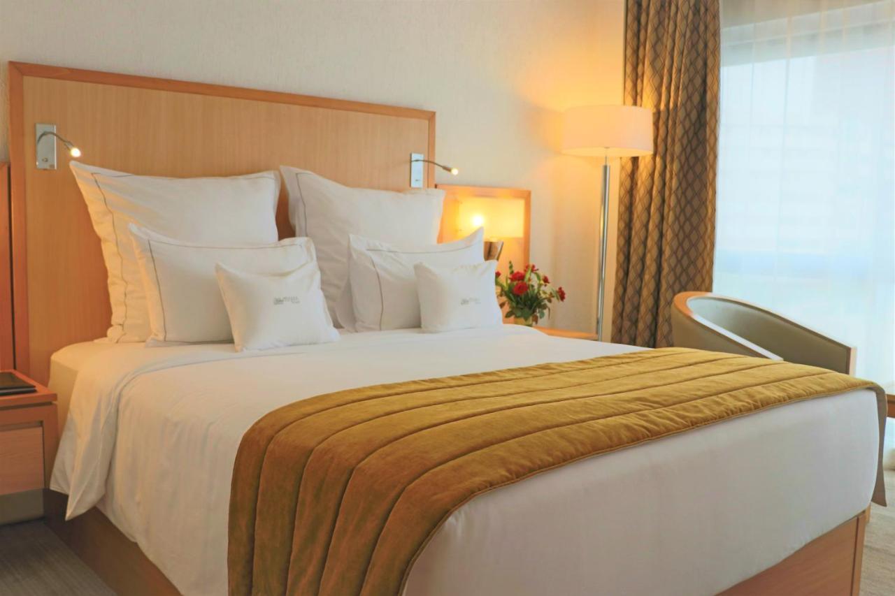 Hotel Tiama Абиджан Экстерьер фото